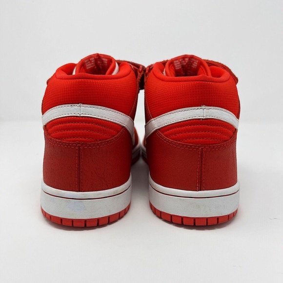nike sb dunk mid hyper red